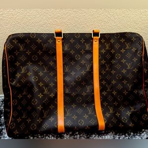 Louis Vuitton shopping zip tote